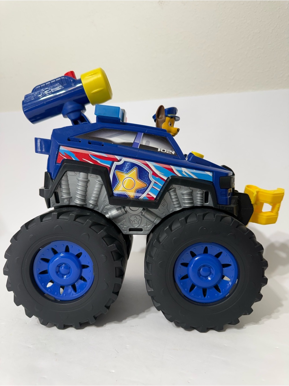 Nickelodeon Paw Patrol Power Haulin' Rescue Cruiser - Chase Rescue Wheels 11”